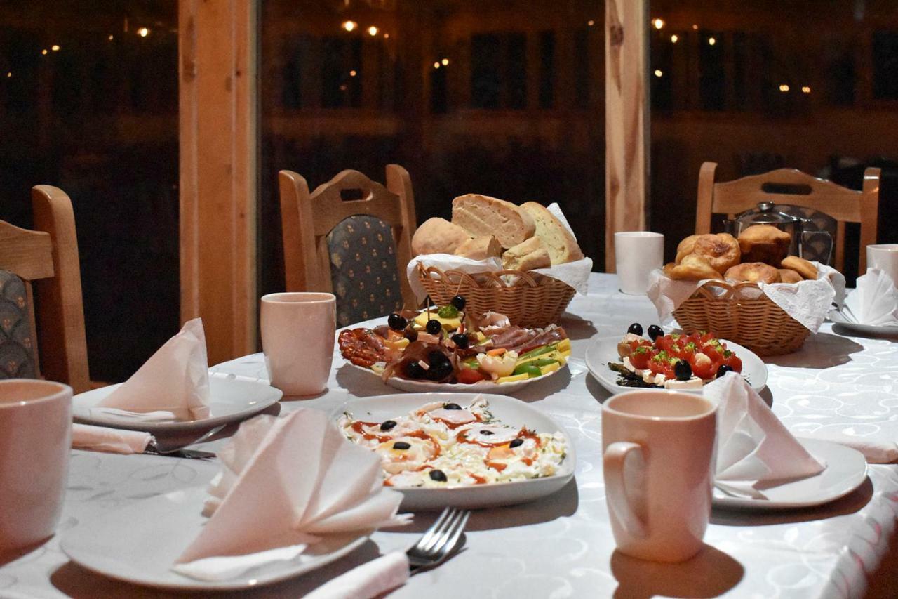 Tara Inn Resort Bastasi Esterno foto